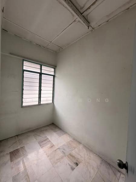 Rumah Flat untuk Dijual di Rasah Jaya Flat - Wilson Wong - PropertyGuru.com.my