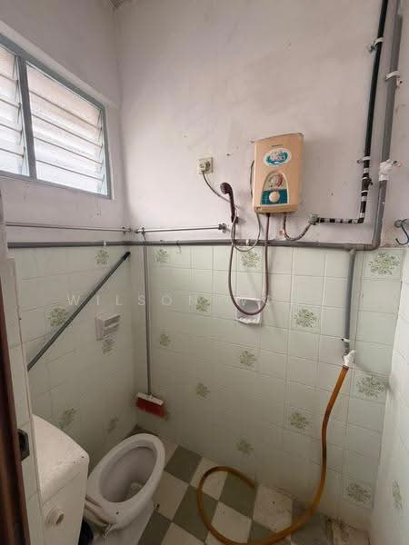 Rumah Flat untuk Dijual di Rasah Jaya Flat - Wilson Wong - PropertyGuru.com.my