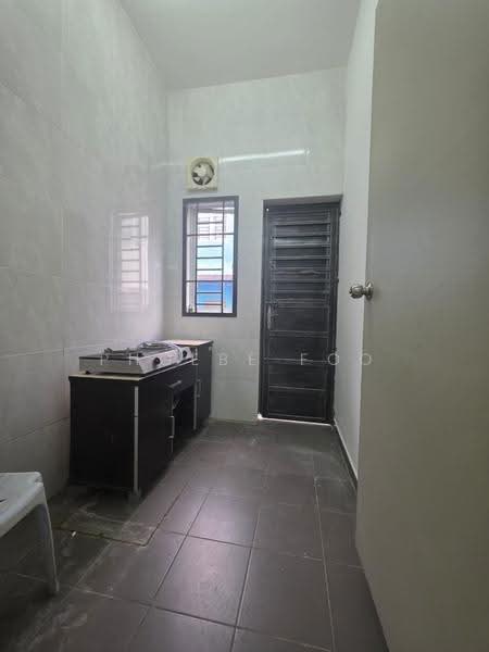 Semi-Detached House for Sale in Taman Setia Indah (Tebrau) - Phoebe Foo - Kitchen - PropertyGuru.com.my