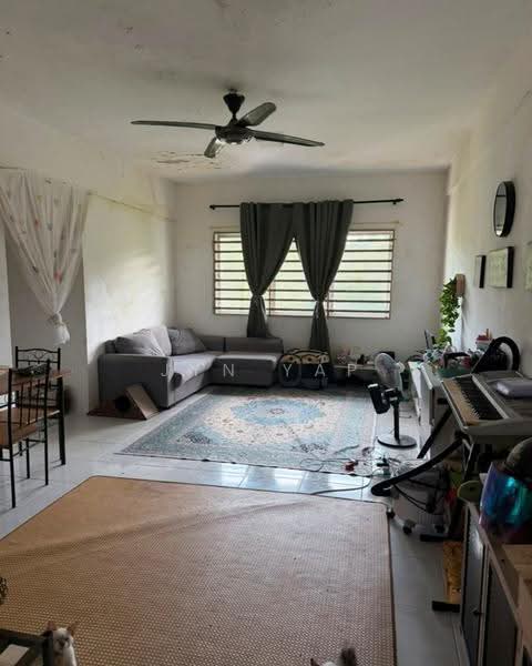 Pangsapuri untuk Dijual di Sutra Villa - Jyn Yap - Living Room - PropertyGuru.com.my