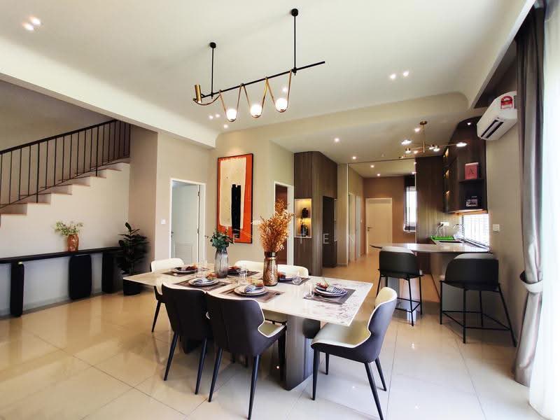 Semi-Detached House for Sale in Seremban (Negeri Sembilan) - Tifi Ten - Dining Room - PropertyGuru.com.my