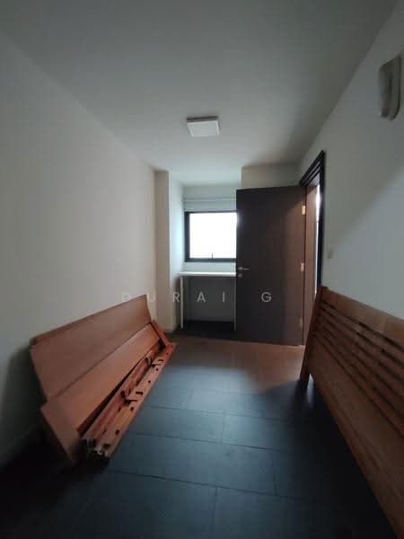 Maid Room
