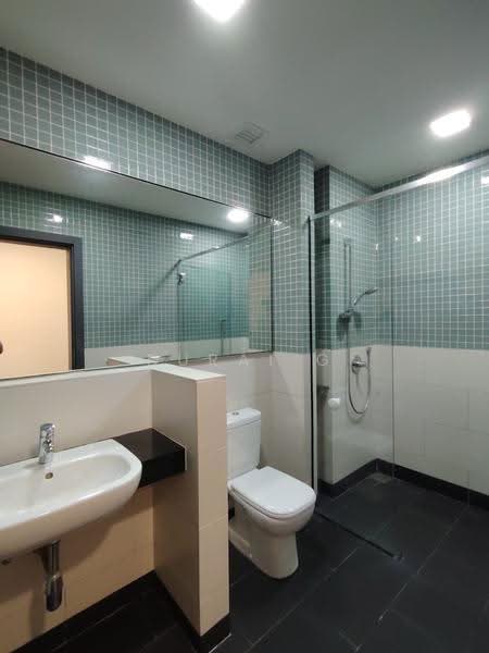 Bathroom Bedroom 1