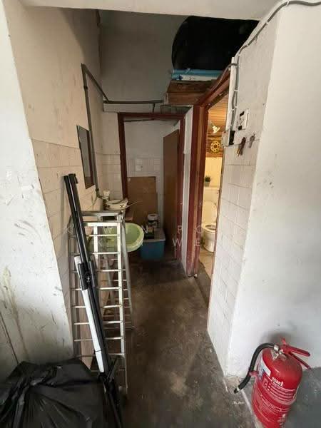Kedai untuk Disewa di Taman Putra Perdana (Puchong) - Kewin Poon Kah Wei - Bathroom - PropertyGuru.com.my