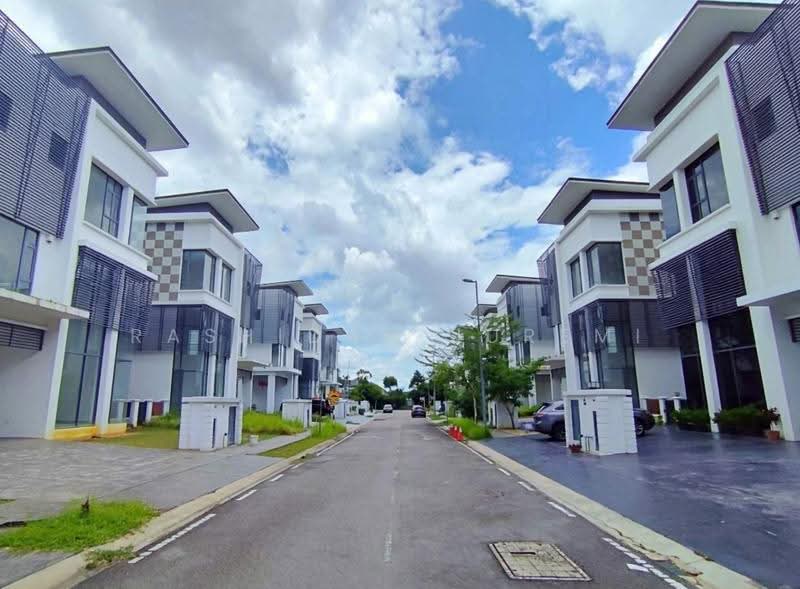 Rumah Banglo untuk Dijual di Shah Alam (Selangor) - Rashidah Juremi - Exterior - PropertyGuru.com.my