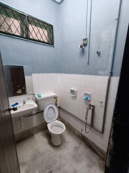 Rumah Teres 1.5-Tingkat untuk Dijual di Johor Bahru (Johor) - Kok Hui - Bathroom - PropertyGuru.com.my