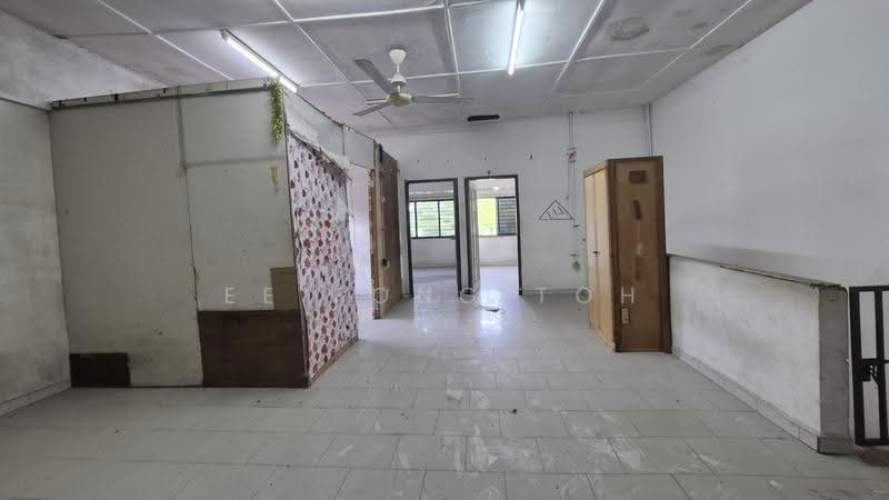 Shop for Sale in Taman Johor Jaya (Johor Bahru) - Ee Fong Toh - Living Room - PropertyGuru.com.my