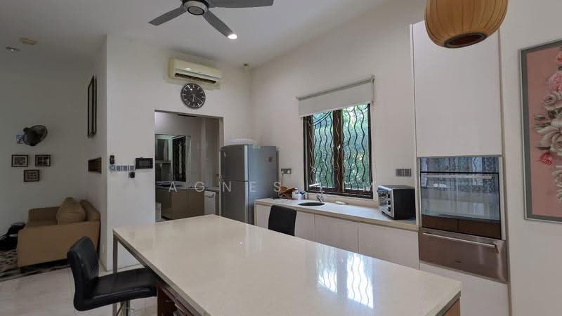 Bungalow House for Sale in Kampung Pantai Jerjak (Gelugor) - Agnes Lim - Kitchen - PropertyGuru.com.my