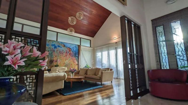 Bungalow House for Sale in Kampung Pantai Jerjak (Gelugor) - Agnes Lim - Living Room - PropertyGuru.com.my