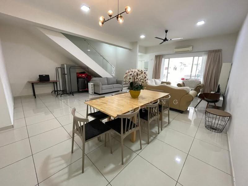 Terraced House for Sale in Seremban (Negeri Sembilan) - Dante Leong Zhenwen - Living Room - PropertyGuru.com.my