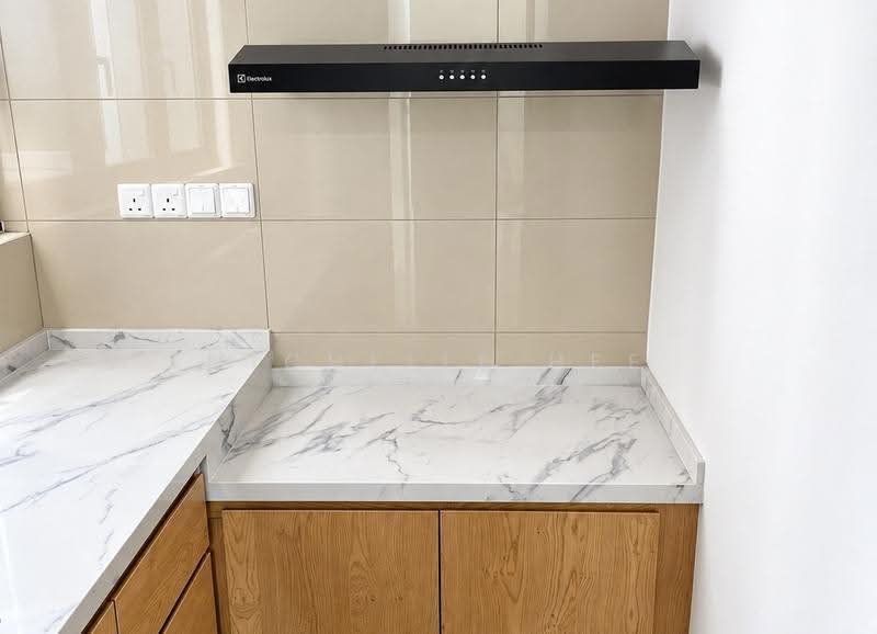 Kediaman Servis untuk Disewa di Sunway Velocity TWO - Michelle Hee - Kitchen - PropertyGuru.com.my
