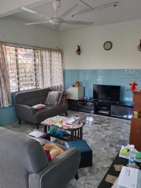Rumah Teres untuk Dijual di George Town (Penang) - Jeff Ooi - Living Room - PropertyGuru.com.my