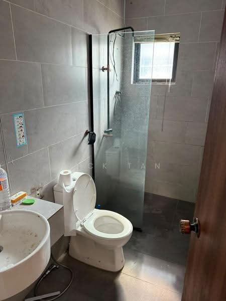 Bungalow House for Sale in Kuching (Sarawak) - Zack Tan - Bathroom - PropertyGuru.com.my