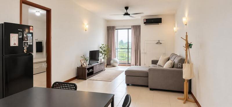 Kediaman Servis untuk Dijual di Sri Acappella - Maznee Realtor - Living Room - PropertyGuru.com.my