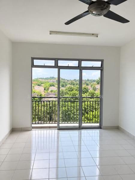 Pangsapuri untuk Dijual di PR1MA Presint 11 - Amirruddin . - Balcony - PropertyGuru.com.my