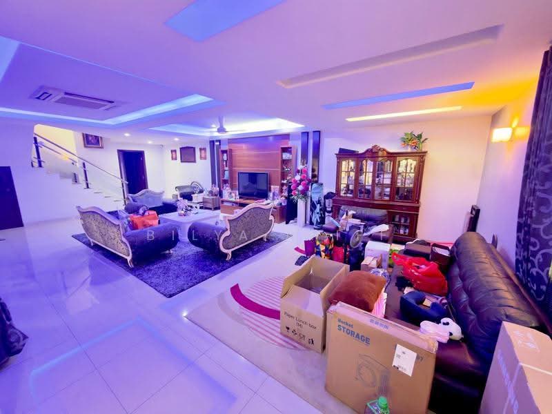 Rumah Banglo untuk Dijual di Seksyen 2 (Shah Alam) - BILYA ARIFF - Living Room - PropertyGuru.com.my