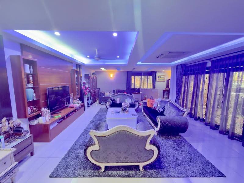 Rumah Banglo untuk Dijual di Seksyen 2 (Shah Alam) - BILYA ARIFF - Living Room - PropertyGuru.com.my