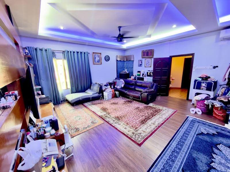 Rumah Banglo untuk Dijual di Seksyen 2 (Shah Alam) - BILYA ARIFF - PropertyGuru.com.my