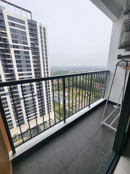 Kediaman Servis untuk Disewa di RESIDENSI IDAMAN RIA - Carmee Chong - Balcony - PropertyGuru.com.my
