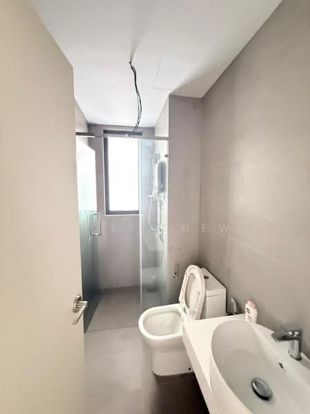 Kondominium untuk Disewa di Kuchai Sentral - Coey Chew - Bathroom - PropertyGuru.com.my