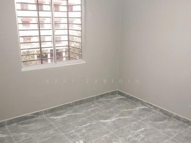 Pangsapuri untuk Dijual di Pangsapuri Utarid Subang - Azri Zabidin - PropertyGuru.com.my