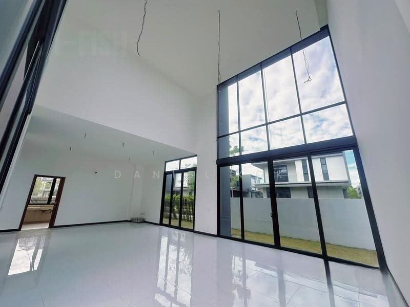 Rumah Banglo untuk Dijual di Eco Sanctuary (Telok Panglima Garang) - Daniel Kok - Living Room - PropertyGuru.com.my