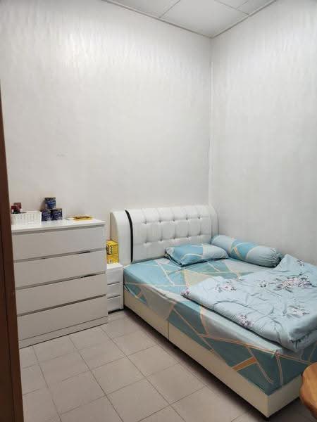 1-storey Terraced House for Sale in Fettes Park (Tanjung Tokong) - Lilly . - Bedroom - PropertyGuru.com.my