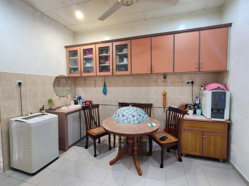1-storey Terraced House for Sale in Fettes Park (Tanjung Tokong) - Lilly . - Kitchen - PropertyGuru.com.my