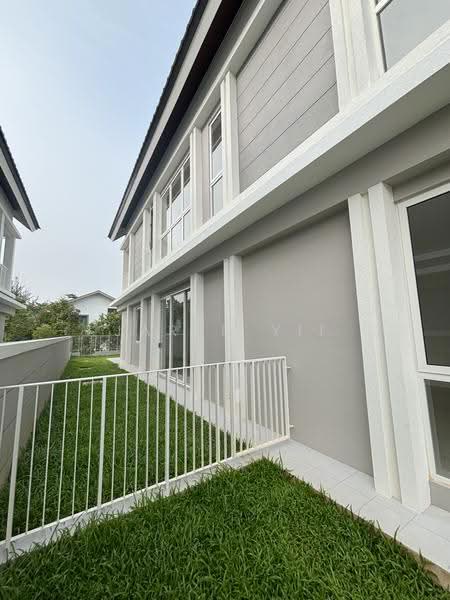 Semi-Detached House for Sale in Kenny Height (Kuching) - Jared Yii - Exterior - PropertyGuru.com.my