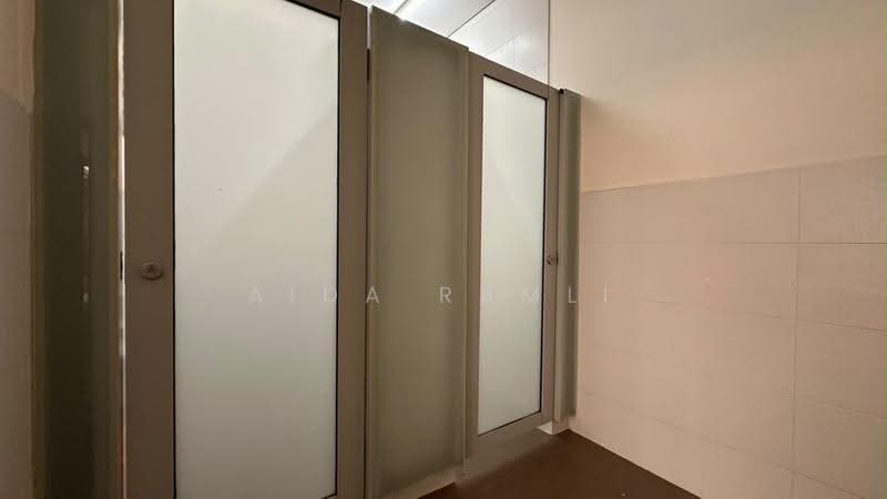 Shop / Office for Rent in Bukit Jelutong (Shah Alam) - Aida Ramli - Bathroom - PropertyGuru.com.my