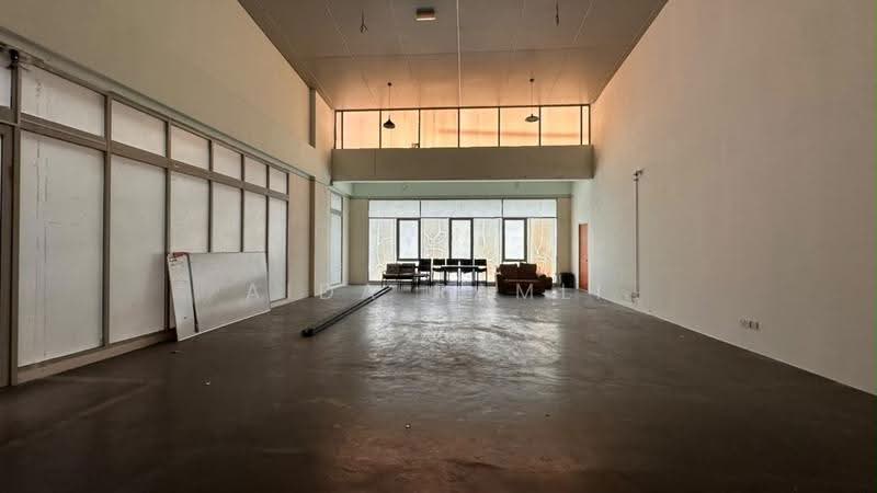 Shop / Office for Rent in Bukit Jelutong (Shah Alam) - Aida Ramli - Living Room - PropertyGuru.com.my