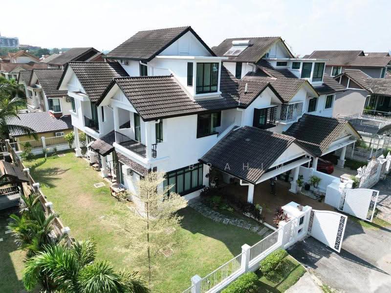 Rumah Berkembar untuk Dijual di Puncak Bangi (Bandar Baru Bangi) - Azli Ibrahim - Exterior - PropertyGuru.com.my