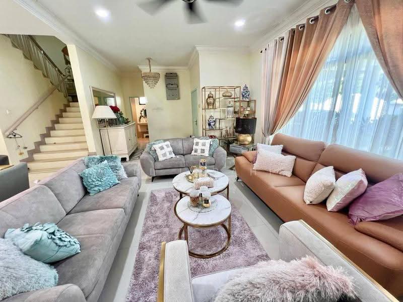 Rumah Berkembar untuk Dijual di Puncak Bangi (Bandar Baru Bangi) - Azli Ibrahim - Living Room - PropertyGuru.com.my