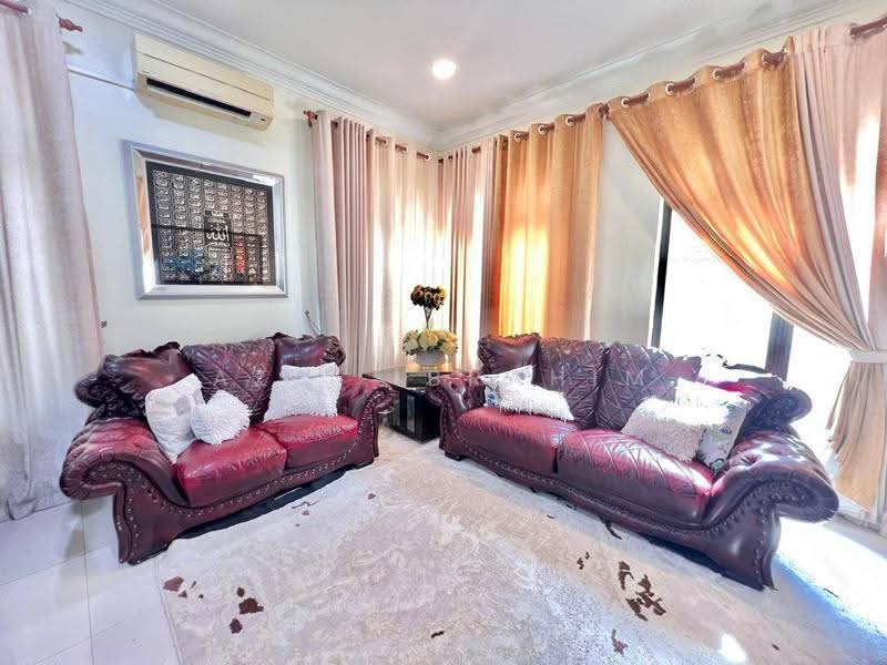 Rumah Berkembar untuk Dijual di Puncak Bangi (Bandar Baru Bangi) - Azli Ibrahim - Living Room - PropertyGuru.com.my