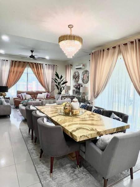 Rumah Berkembar untuk Dijual di Puncak Bangi (Bandar Baru Bangi) - Azli Ibrahim - Living Room - PropertyGuru.com.my