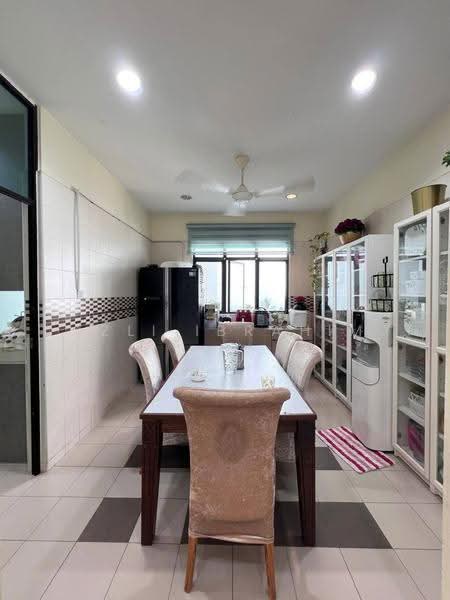 Rumah Berkembar untuk Dijual di Puncak Bangi (Bandar Baru Bangi) - Azli Ibrahim - Dining Room - PropertyGuru.com.my