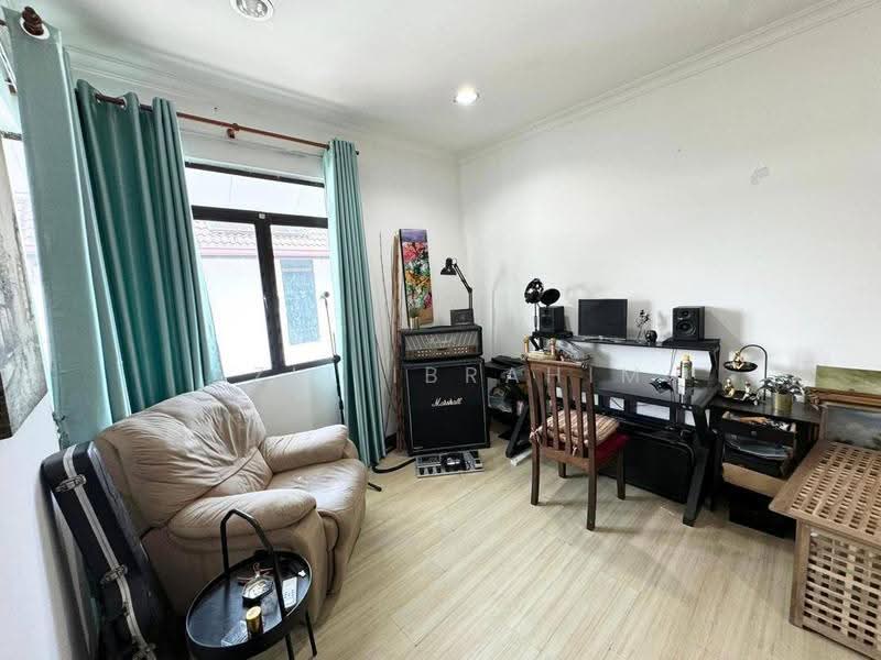 Rumah Berkembar untuk Dijual di Puncak Bangi (Bandar Baru Bangi) - Azli Ibrahim - Study - PropertyGuru.com.my