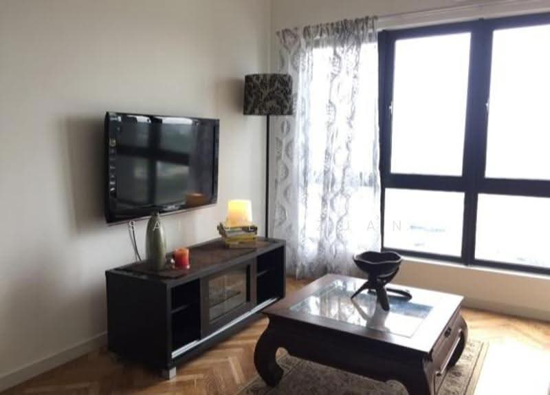 Kediaman Servis untuk Dijual di Emira Residence - Saiful Azuan - Living Room - PropertyGuru.com.my