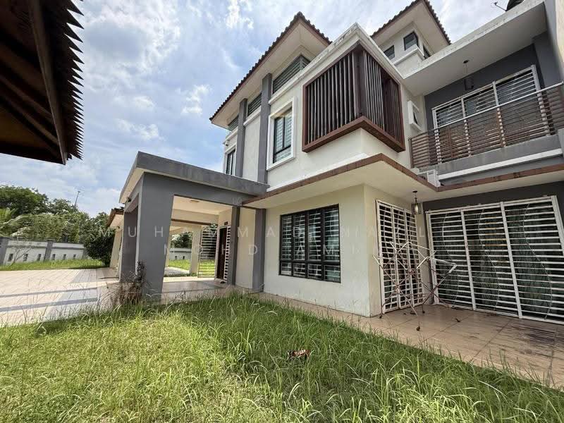 Rumah Teres untuk Dijual di Perdana College Heights (Mantin) - Muhammad Nazli Mohd Amin - Exterior - PropertyGuru.com.my