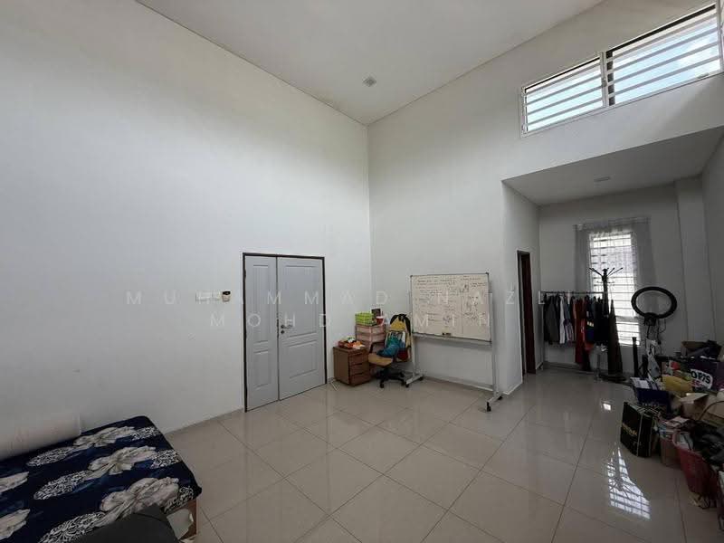 Rumah Teres untuk Dijual di Perdana College Heights (Mantin) - Muhammad Nazli Mohd Amin - Study - PropertyGuru.com.my