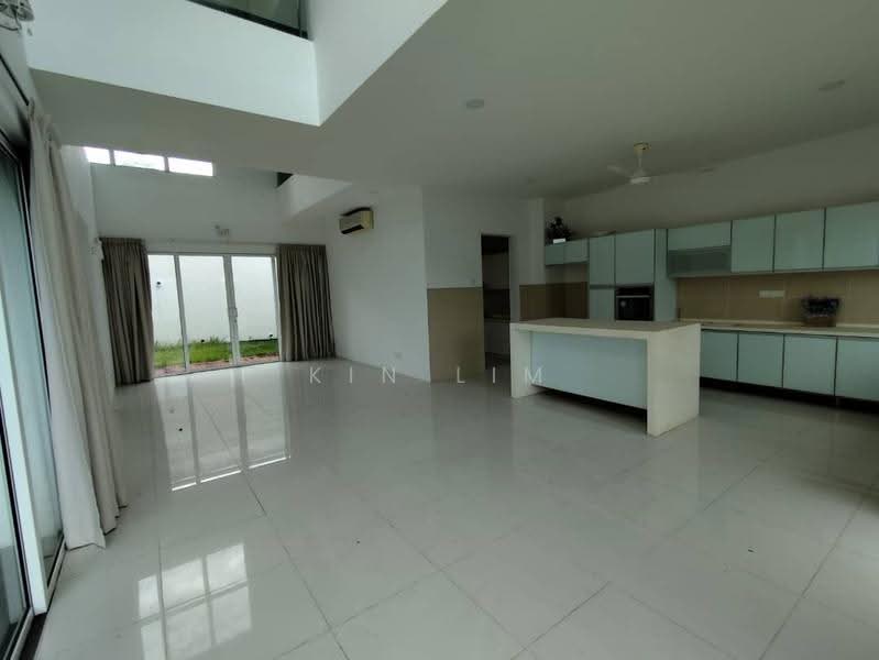 Twin Villas for Sale in Taman Melawati (Ulu Kelang) - Kin Lim - Living Room - PropertyGuru.com.my