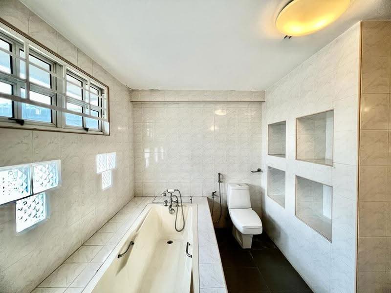 Rumah Teres 2-Tingkat untuk Disewa di Taman Tun Dr Ismail (Kuala Lumpur) - Nicholas Ooi - Bathroom - PropertyGuru.com.my