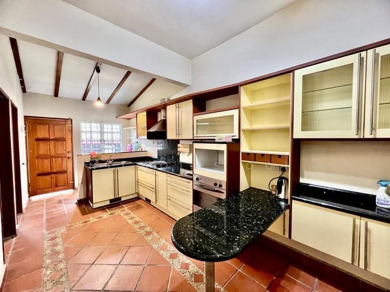 Rumah Teres 2-Tingkat untuk Disewa di Taman Tun Dr Ismail (Kuala Lumpur) - Nicholas Ooi - Kitchen - PropertyGuru.com.my