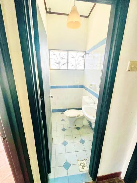 Rumah Teres 2-Tingkat untuk Dijual di Laguna Park (Pelabuhan Klang) - Syahrim Naim - Bathroom - PropertyGuru.com.my