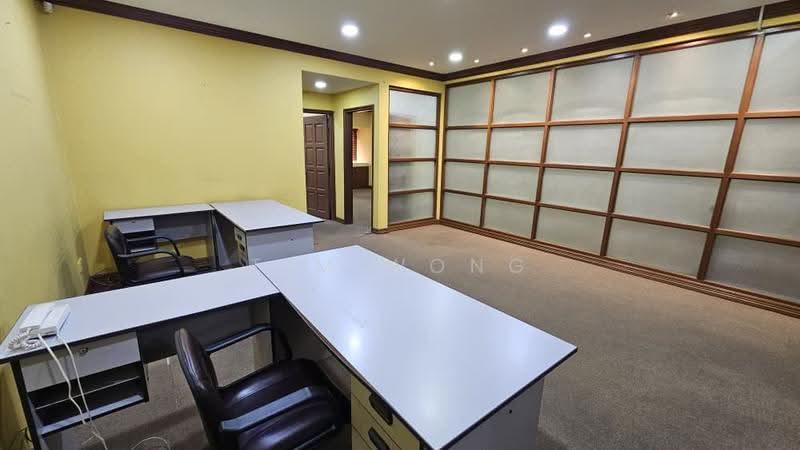 Kedai / Pejabat untuk Disewa di Taman Tun Dr Ismail (Kuala Lumpur) - Tim Wong - Study - PropertyGuru.com.my