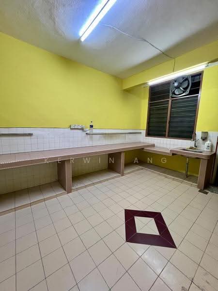 Rumah Teres 2-Tingkat untuk Disewa di Taman Sri Rampai (Wangsa Maju) - Kerwin Ang - Kitchen - PropertyGuru.com.my