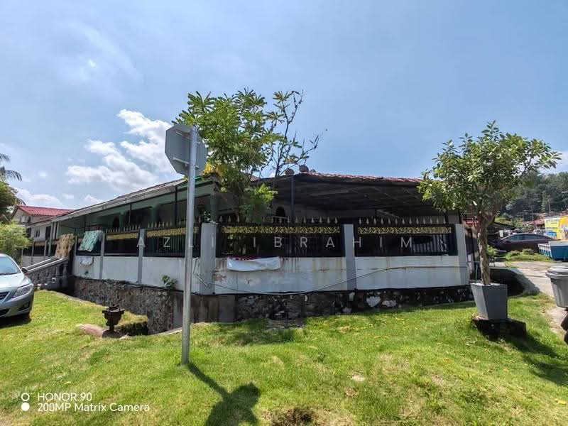 1-storey Terraced House for Sale in Bandar Baru Selayang Fasa 2b (Selayang) - Azli Ibrahim - Exterior - PropertyGuru.com.my