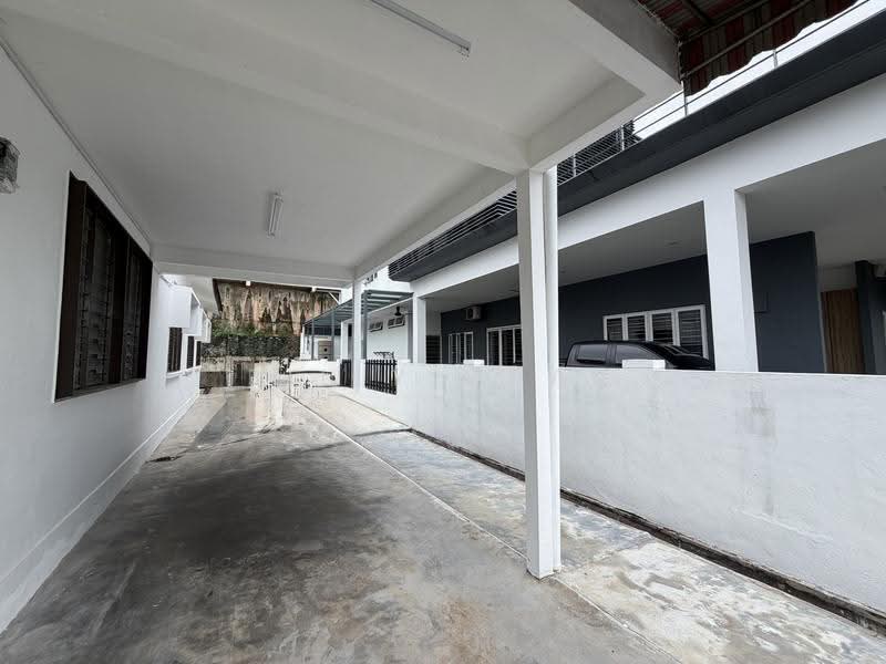 Semi-Detached House for Rent in Taman Overseas Union (Taman Oug) (Jalan Klang Lama (Old Klang Road)) - Billy Chan - Exterior - PropertyGuru.com.my