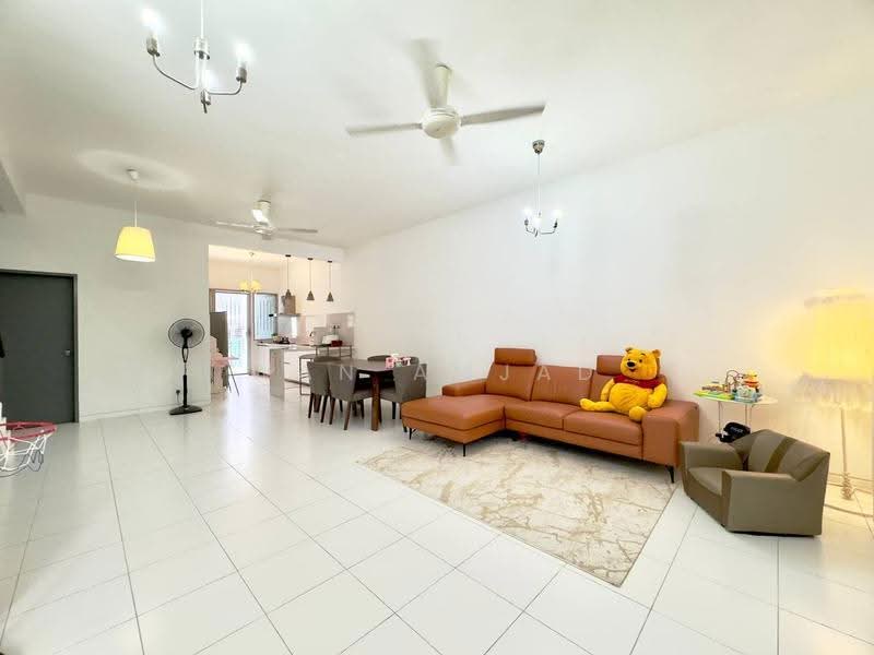 Rumah Teres 2-Tingkat untuk Dijual di Bandar Baru Enstek (Bandar Enstek) - Wan Amjad - Living Room - PropertyGuru.com.my