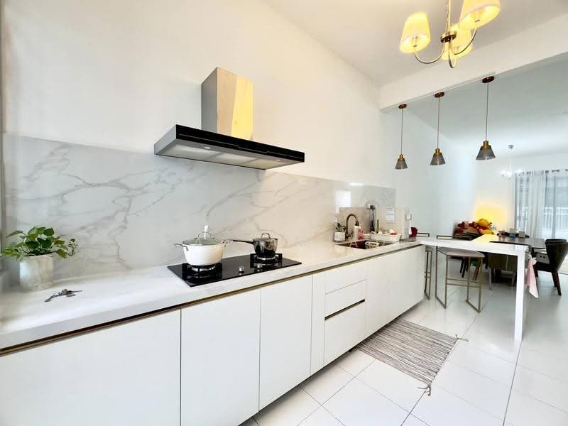 Rumah Teres 2-Tingkat untuk Dijual di Bandar Baru Enstek (Bandar Enstek) - Wan Amjad - Kitchen - PropertyGuru.com.my
